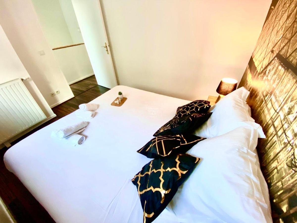 Magnifique Villa Avec Jacuzzi Au Pied Du Stade サン＝ドニ エクステリア 写真